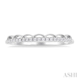 1/10 Ctw Scalloped Window Round Cut Diamond Stackable Fashion Band in 14K White Gold